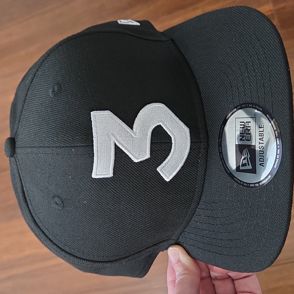 NEW ERA CHANCE THE RAPPER 3 BLACK SNAP BACK BASEBALL HAT NEVER WORN